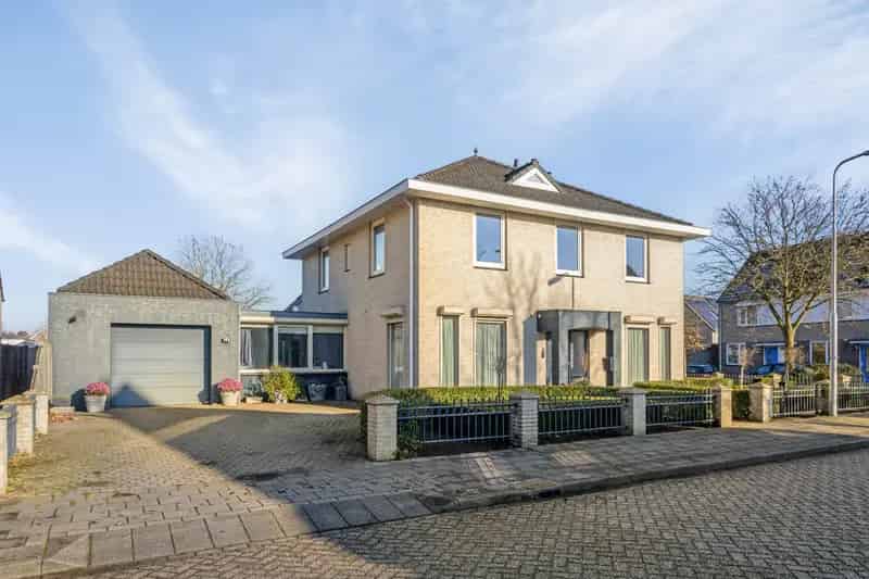 Ruime gezinswoning Asten nabij bos en park