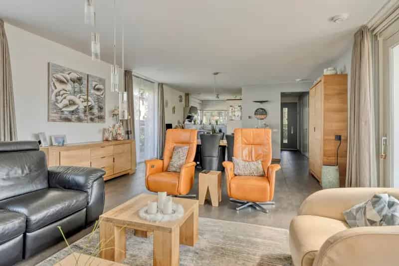 Huis Te Koop , 10, Elsenewal, Nieuwstadt, Limburg
