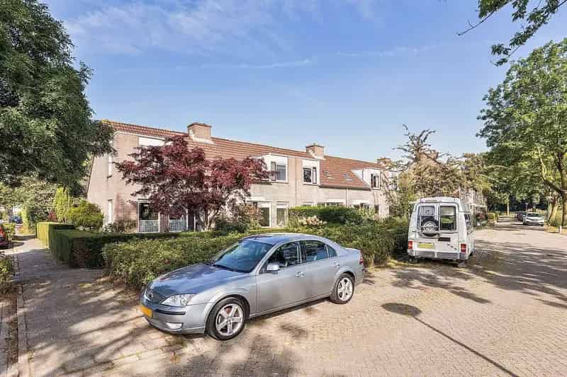 Aantrekkelijk woonhuis Baarn 2 slaapkamers ruime zolder