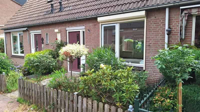 Kleine eengezinswoning Lindeholt 2 slaapkamers ruime tuin