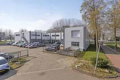 508 m2 Showroomruimte te Huur Almere A1 Locatie