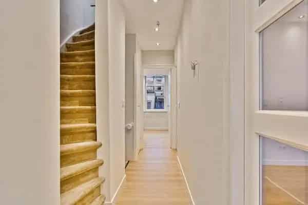 Dubbele Bovenwoning Den Haag 5 Kamers Modern Balkon