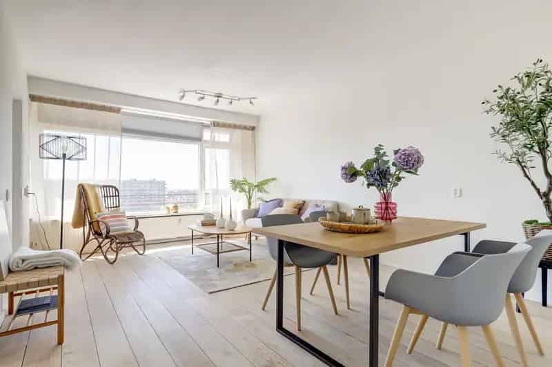 3 Kamer Appartement Delft Voorhof 64m2 Balkon Zuid