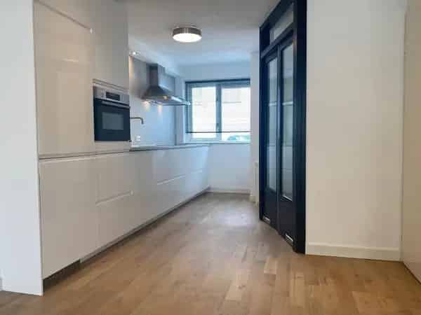 Te huur: Gerenoveerde eengezinswoning Mariahoeve 4 slaapkamers