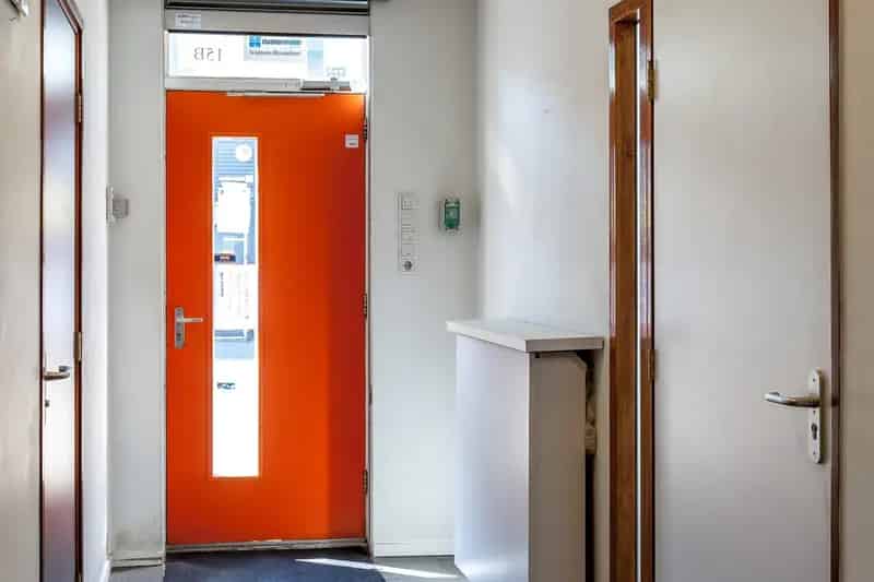 Bedrijfshal Amsterdam Westelijk Havengebied 349m² bedrijfsruimte 216m² kantoor