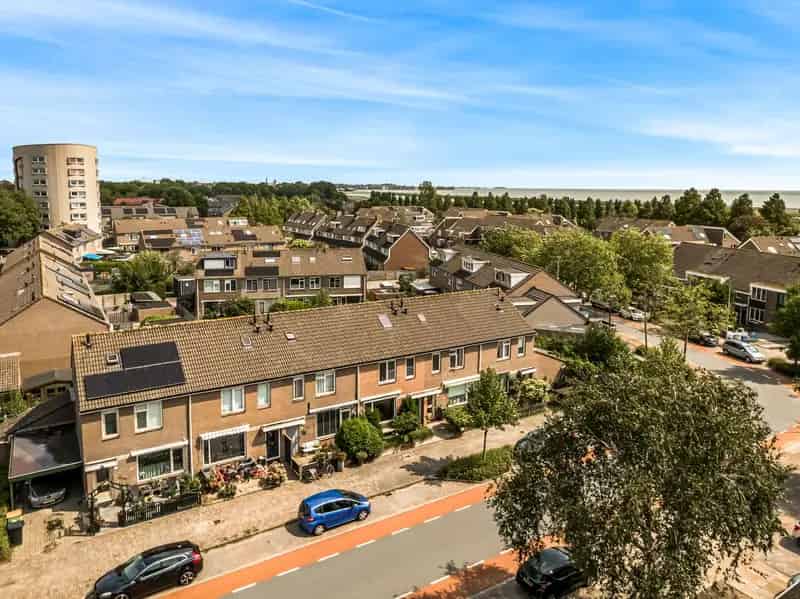 Te Koop: Instapklare Tussenwoning Hoorn