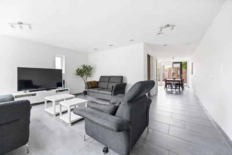 Herenhuis Den Haag 5 slaapkamers tuin nabij OV