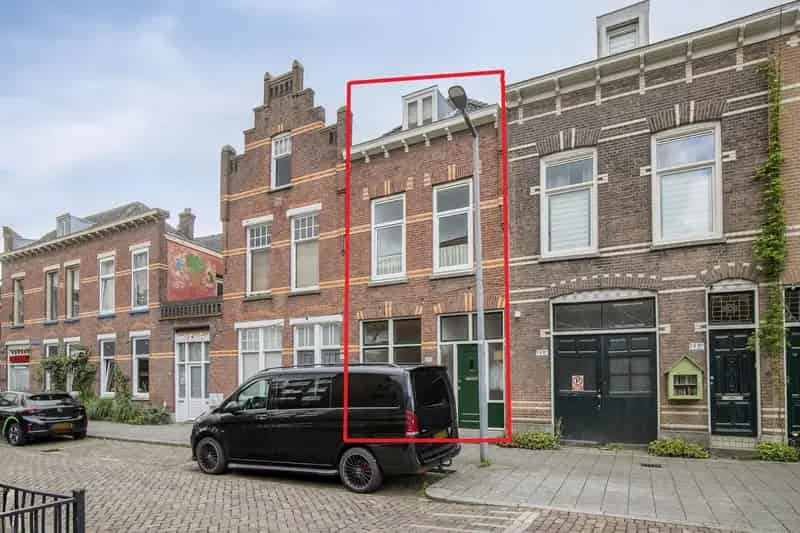Herenhuis Rotterdam 145m2 3 slaapkamers tuin balkon