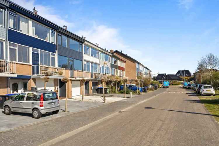 Ruime Drive In Woning Den Helder 4 Slaapkamers Luxe Badkamer