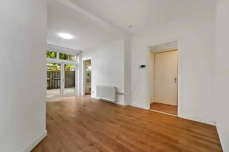 3 Kamer Benedenwoning 48m2 Tuin Gezellige Wijk