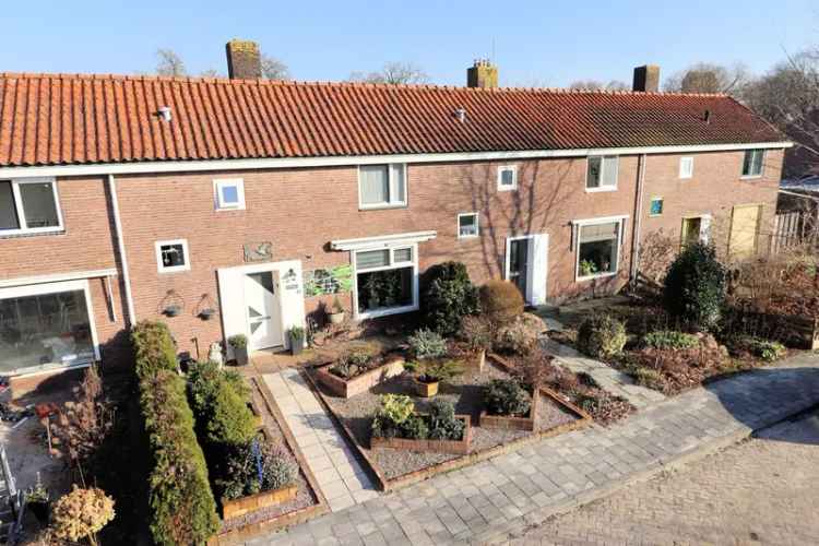 Tussenwoning Marknesse Ruime Tuin 3 Slaapkamers