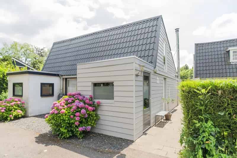 Recreatiewoning Ooltgensplaat - Gerenoveerd - Serre - Tuin