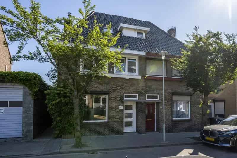 Karakteristiek woonhuis Hoensbroek 4 slaapkamers 2 badkamers