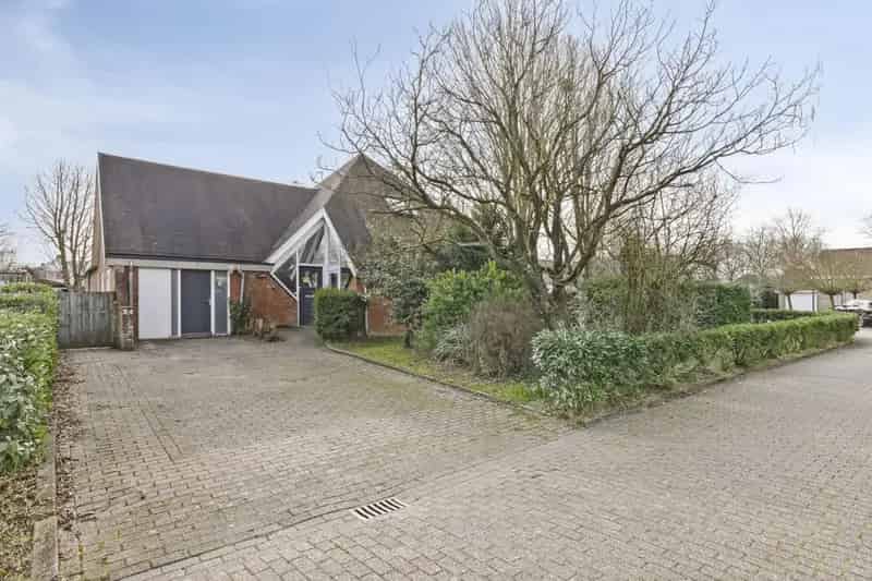Ruime Villa 5 Slaapkamers 2 Studio's Grote Tuin