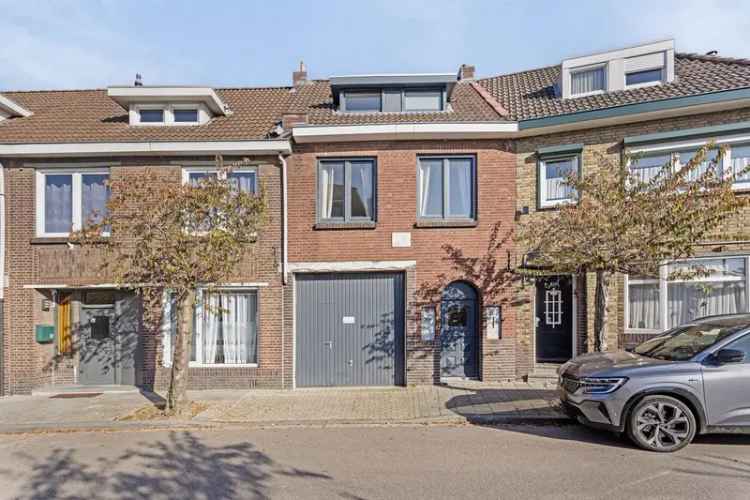 Eengezinswoning Te Koop in 39, Emmastraat, Heerlen, Limburg