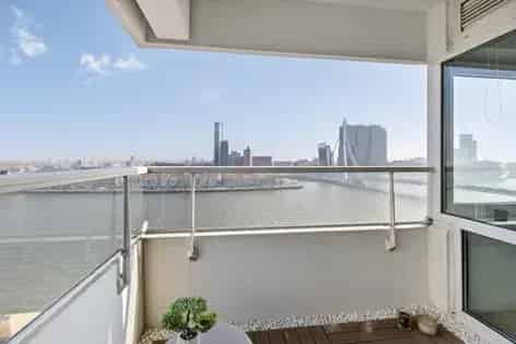 2 Kamer Appartement Rotterdam Boompjes 79m2 Maas Uitzicht