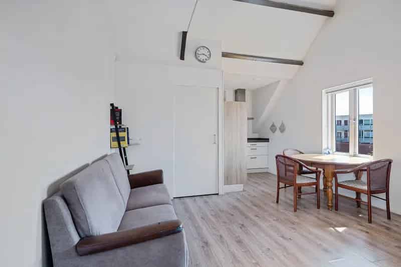 Appartement Hillegom: Studio in Het Oude Postkantoor
