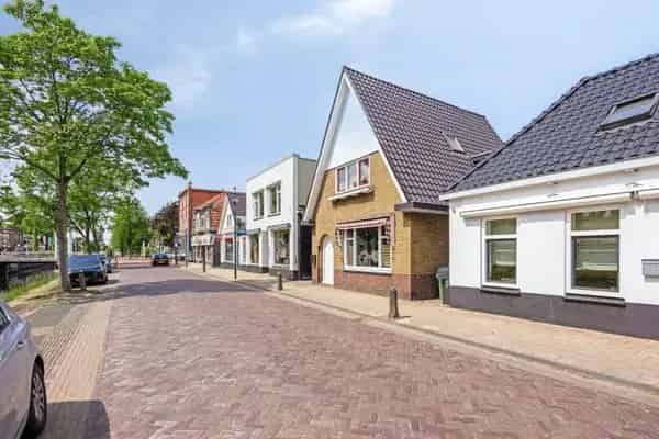 5 Slaapkamers Ruime Eengezinswoning Oosterwolde Moderne Keuken