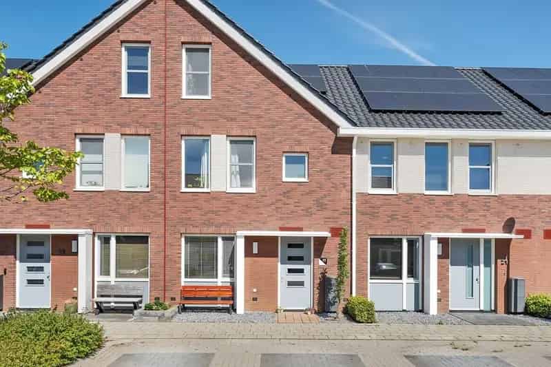 Moderne UITGEBOUWDE gezinswoning Hardenberg 5 slaapkamers A+++