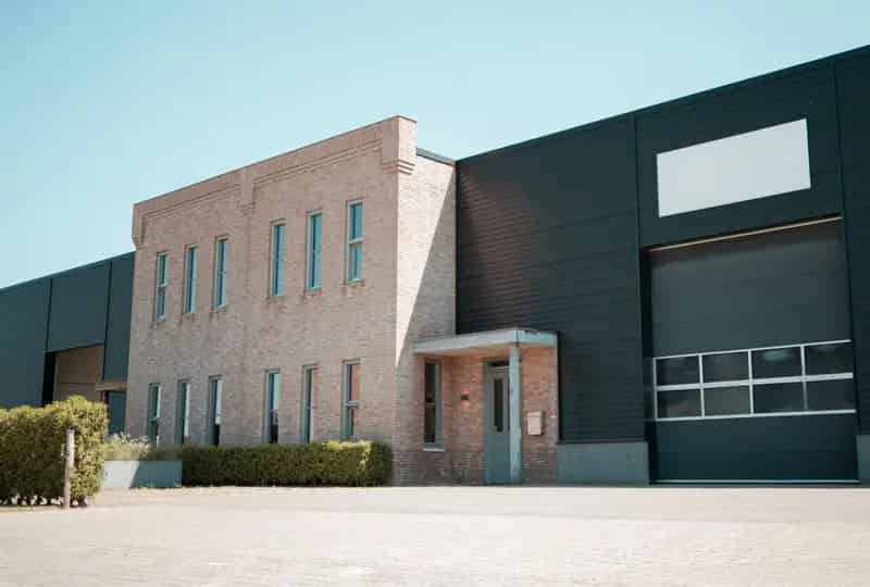 Bedrijfshal Dodewaard | Zoek bedrijfshallen te koop: De Vlasman 2-B 6669 ND Dodewaard 
