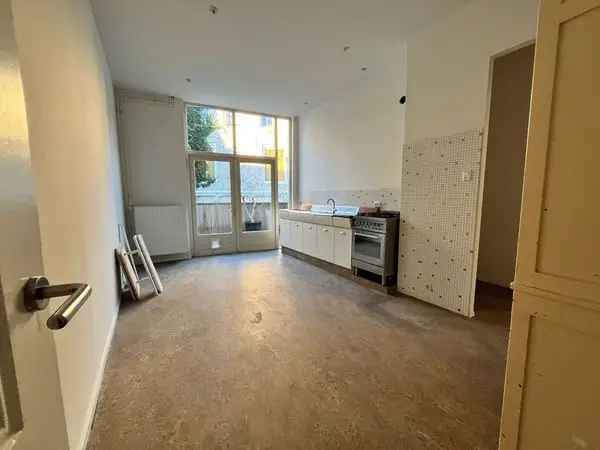 Ruime Bovenwoning met Dakterras in Centrum Arnhem