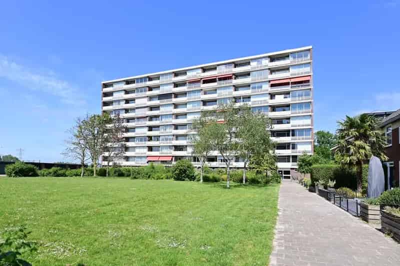 Ruim appartement Breukelen 87m2  Zonnig balkon 3 slaapkamers