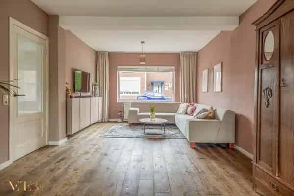 Ruime gezinswoning 4 slaapkamers Tegelen