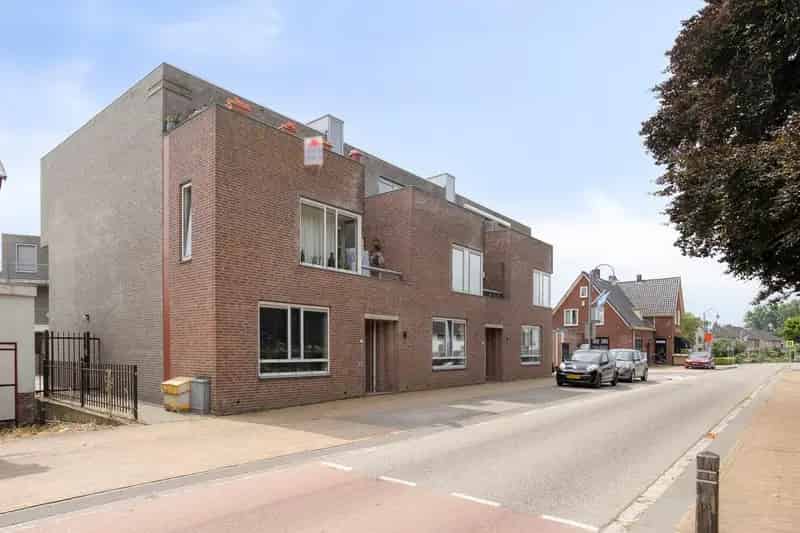 3 Kamer Appartement Valburg Centrum Ruim Balkon Eigen Berging