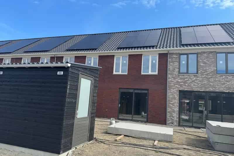 Nieuwbouwwoning Spijkenisse Zelf Afwerking Keuze Tuin Parkeerplaats