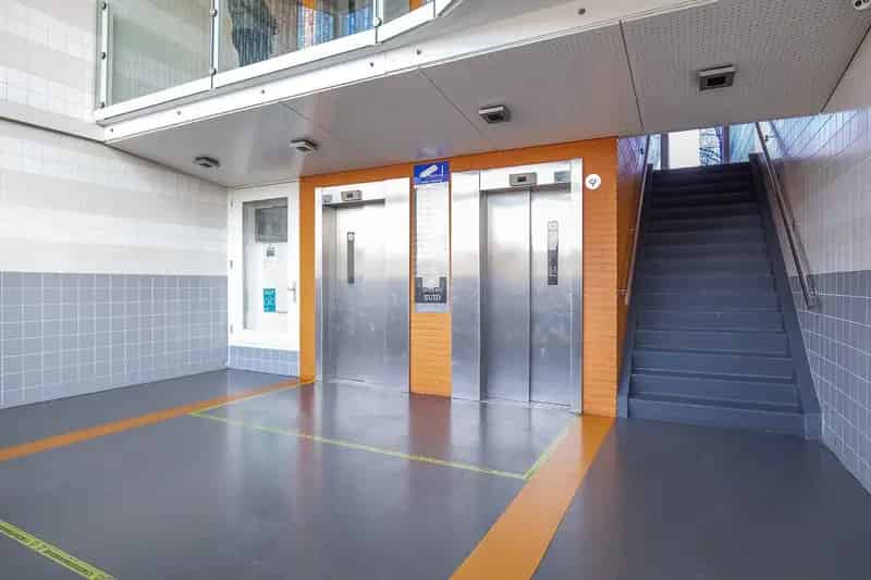 Pharus 1 Zaandam: Ruim 4-kamer appartement 1e verdieping