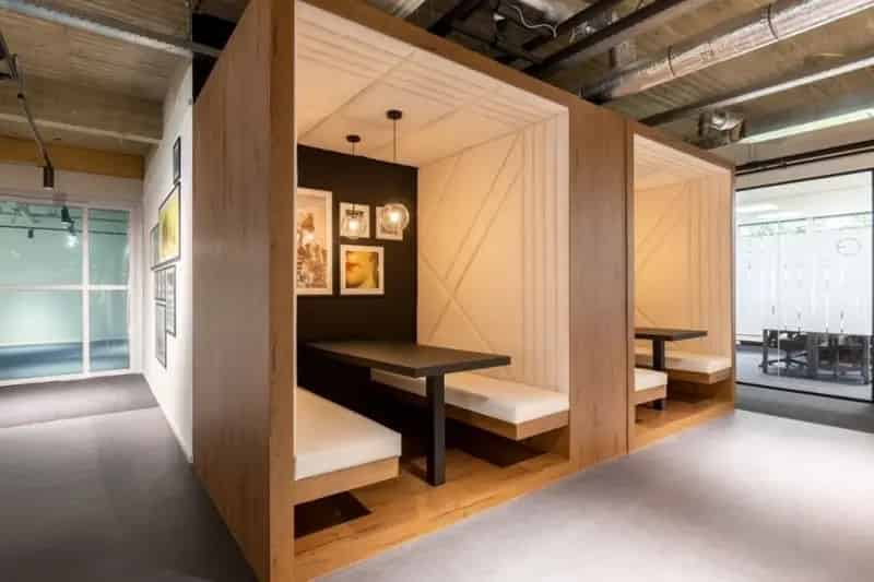 Coworking Ruimte huren: Moderne Bureaus en Gemeenschappelijke Ruimte