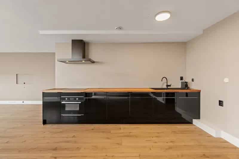 3 Kamer Appartement Rotterdam Oost 110m2  Uitzicht Skyline