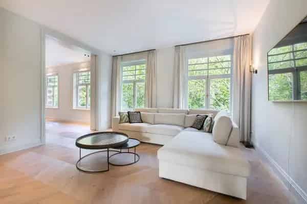 Te Huur: Luxe Appartement Apollolaan Amsterdam