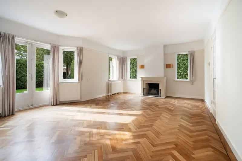 Huis Waldeck Pyrmontlaan Wassenaar: Ruime Villa met Tuin