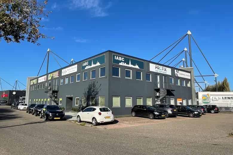 98 m2 Kantoorruimte te Huur Breda Nabij A16