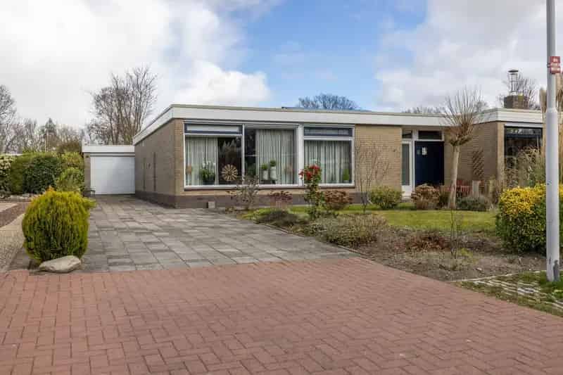 Moderne gelijkvloerse bungalow te Kootstertille