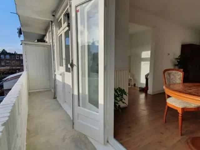 3 Slaapkamers Appartement Voorburg Recente Renovatie