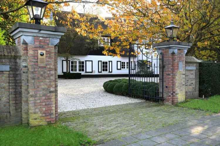 Huis Te Koop in 14, Gooweg, Noordwijk, Zuid-Holland