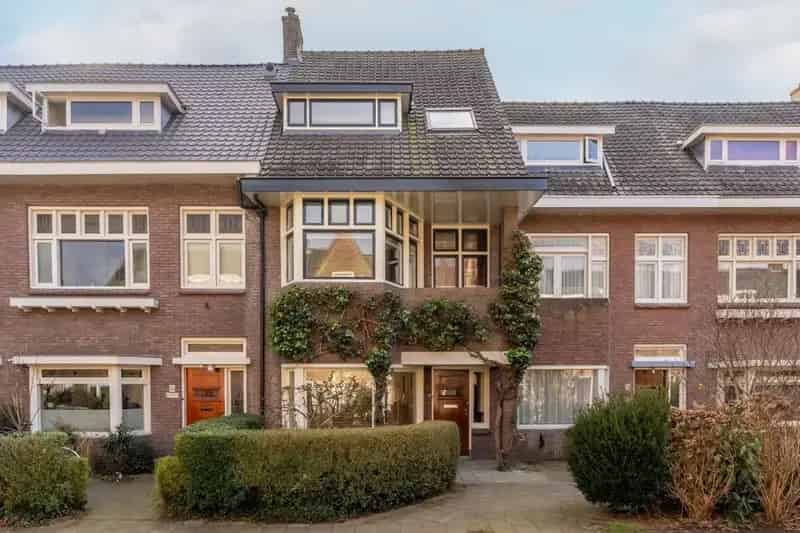 4 Slaapkamers 136m2 Oog in Al Kindvriendelijk Tuin