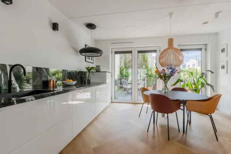 Woning Te Koop in Amsterdam, Noord-Holland