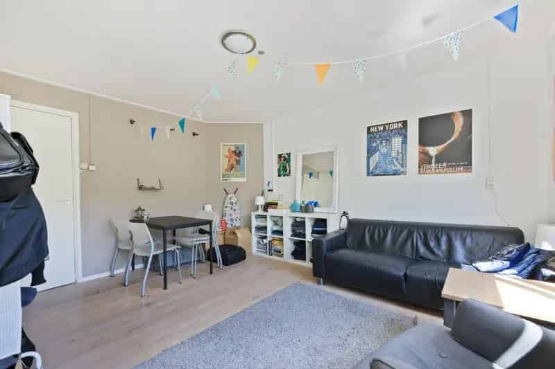 Amsterdam Bos en Lommer Starterwoning 48m² 3 slaapkamers ruim balkon