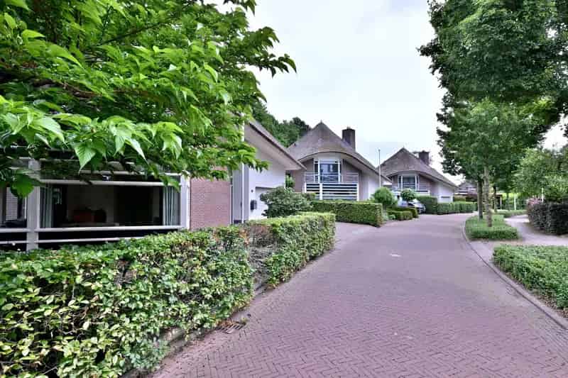 Vrijstaande Villa Diepenveen 5 slaapkamers 2 badkamers