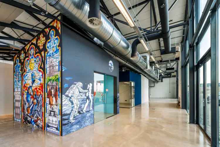 Kantoorruimte Amsterdam Willem Fenengastraat: 610m² Turn-key Unit