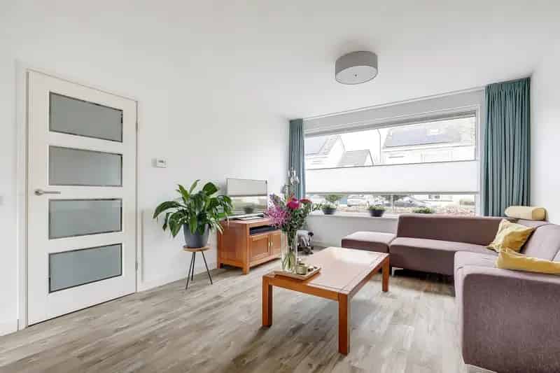 Ruime Twee Onder Een Kapwoning Oosterhout met Garage en Zonnepanelen