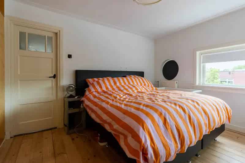 Jaren 30 Bovenwoning Breda - Karakteristiek & Modern Comfort