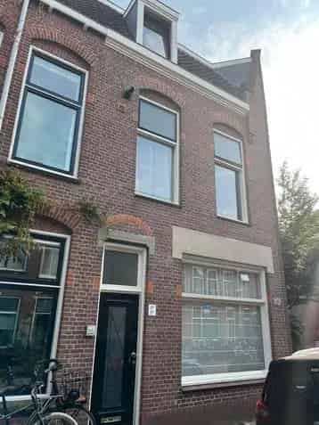 Grote 2 Kamer Bovenwoning Utrecht Centrum