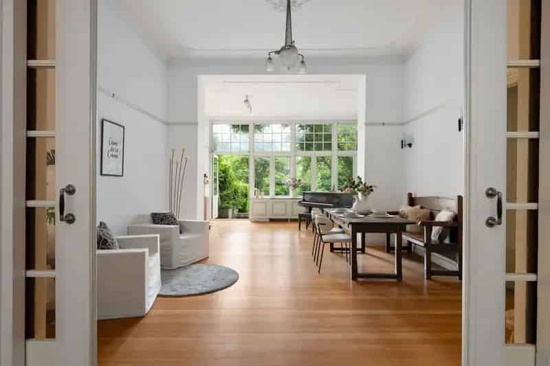 Huis te koop Rotterdam Kralingen: Ruim herenhuis met tuin