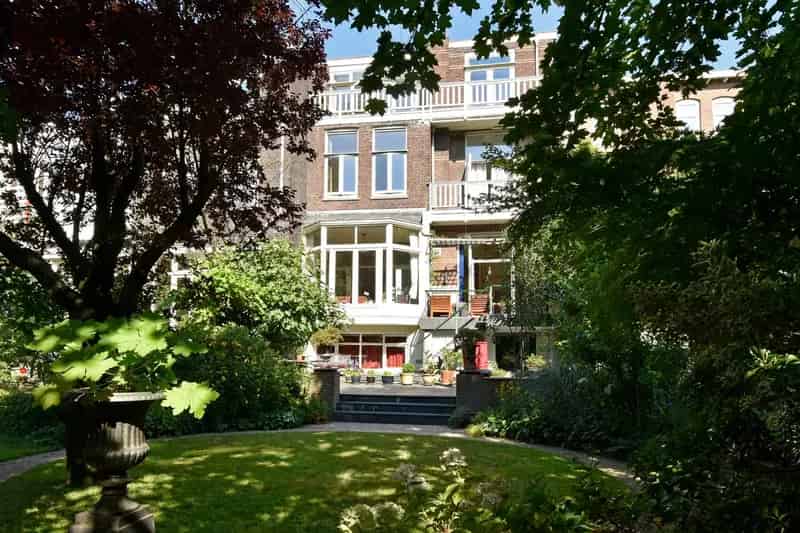 Herenhuis Rotterdam Centrum 10 slaapkamers 3 badkamers