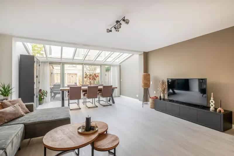 Ruime Familiehuis Zoetermeer 5 Slaapkamers Tuin Energielabel A