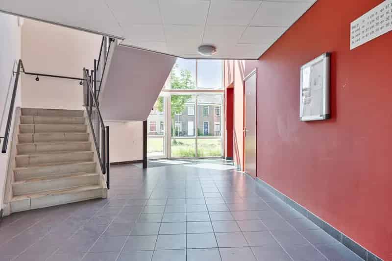 Almere Poort appartement te koop - Moderne 2e etage woning